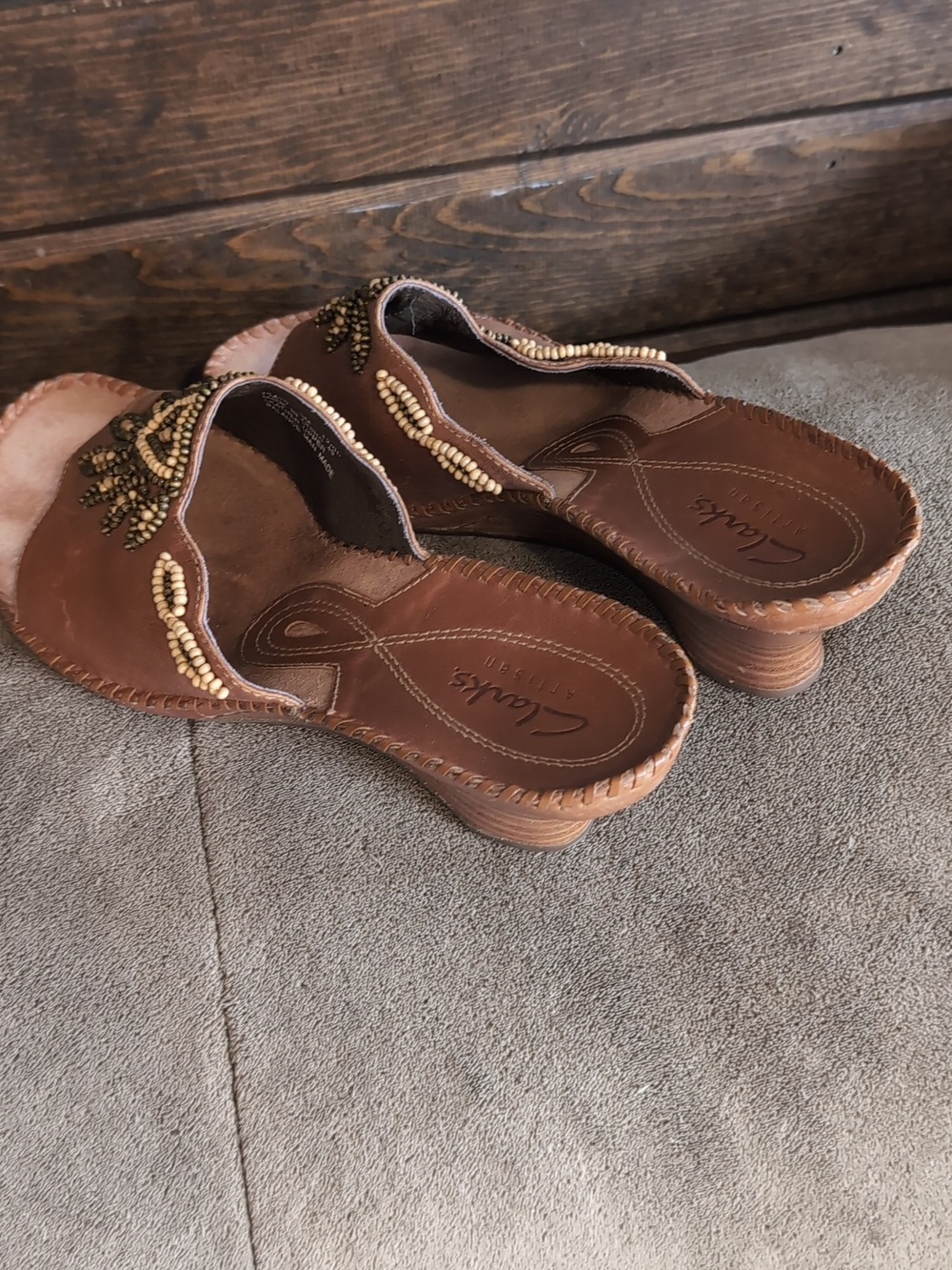 Clarks Artisen Brown Leather Wedge Sandals with Beaded Floral Accents - Picture 6 of 7